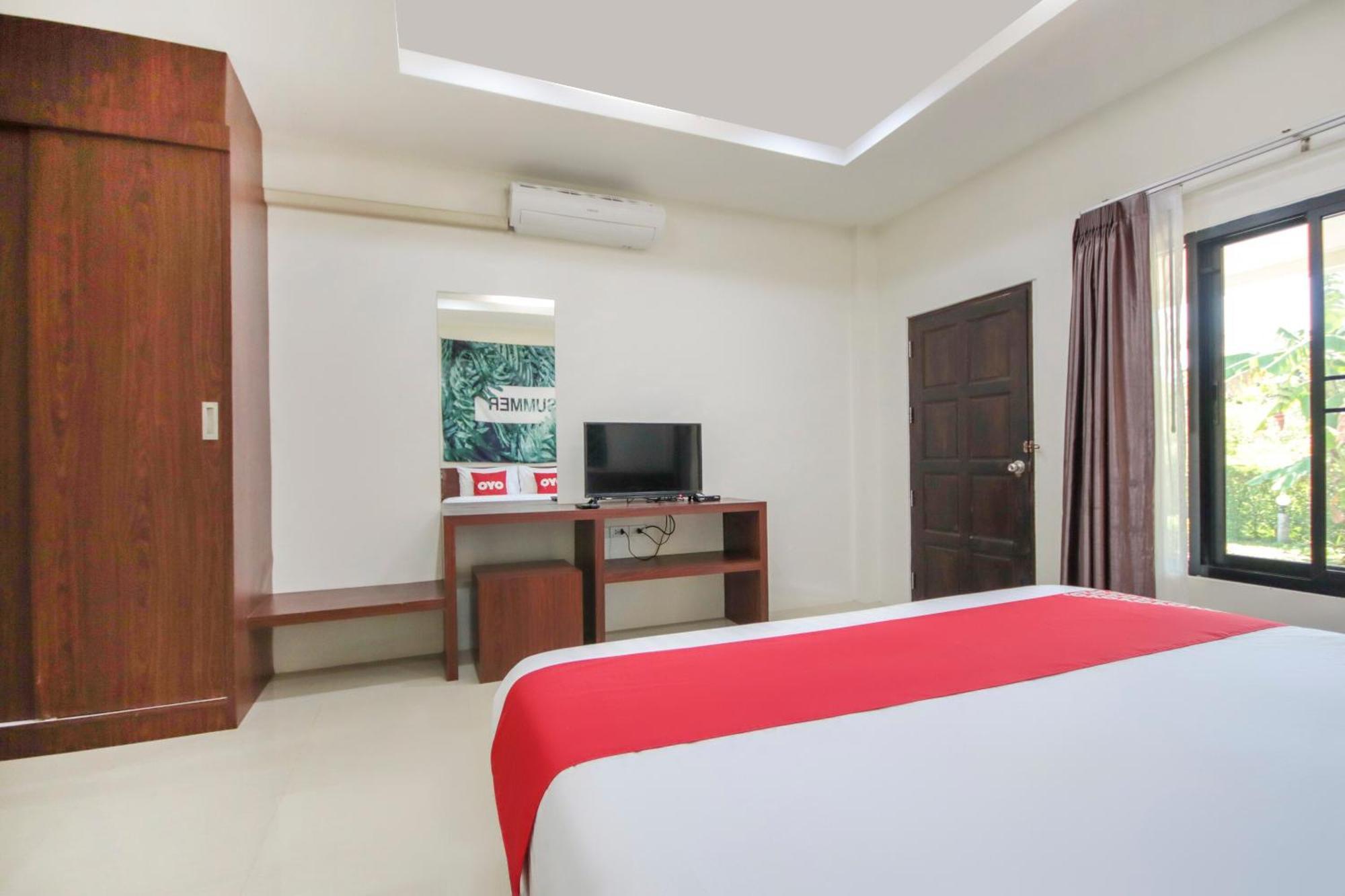 Hôtel OYO 1122 Napas House à Krabi town Extérieur photo